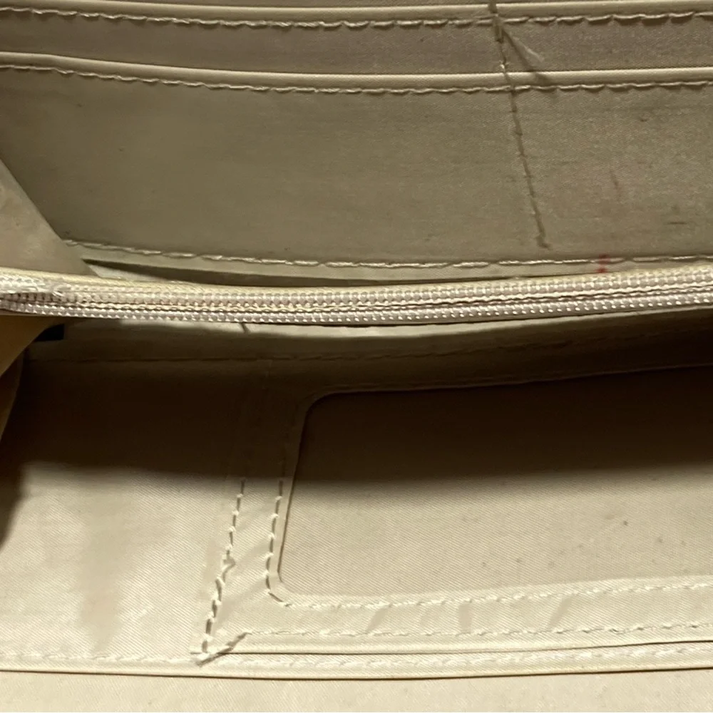 Elegant Cream Wallet